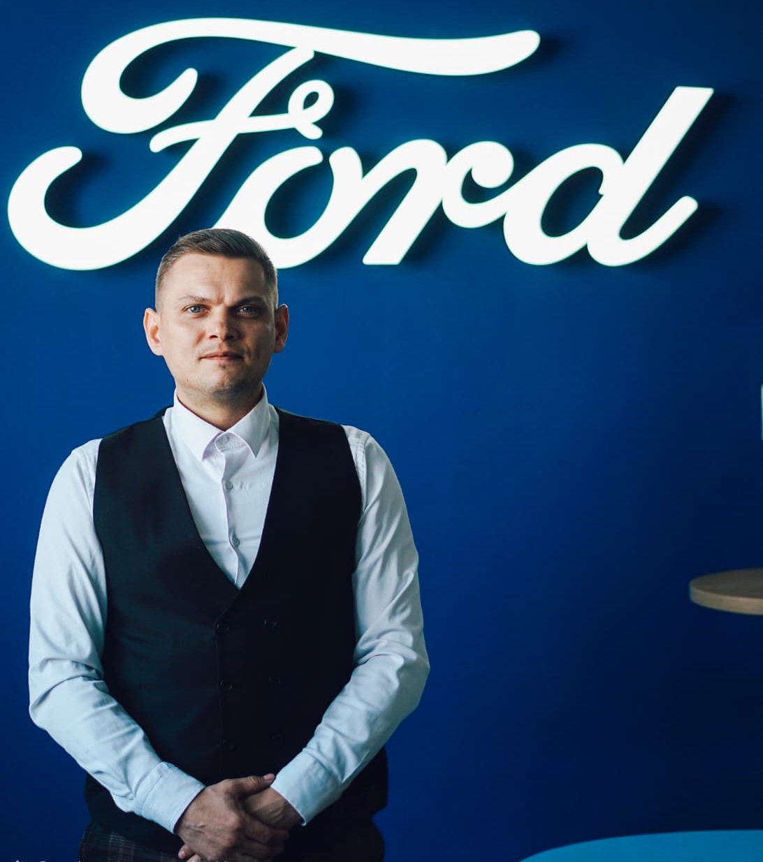 Fernando Alistar - Consultant Vânzări Vehicule Comerciale