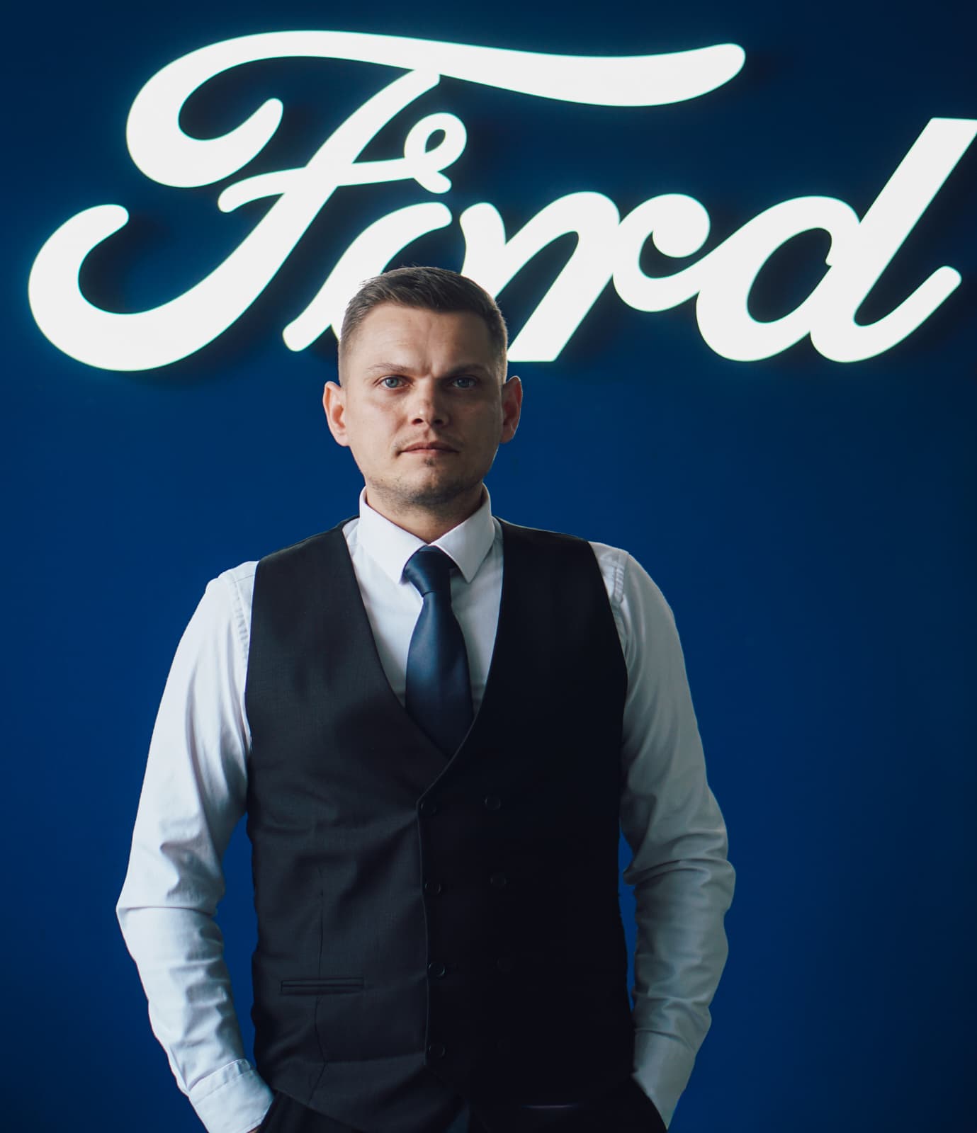 Fernando Alistar - Consultant Vânzări Vehicule Comerciale